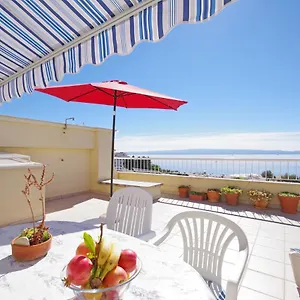 https://apartments-kus.splithotels.org